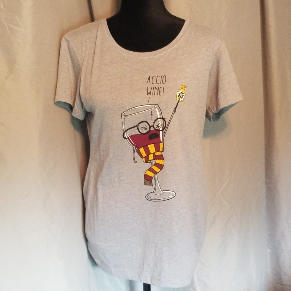 Gray Accio Wine Tshirt